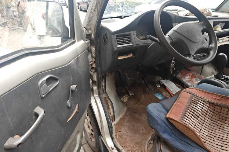 Used Wuling Zhiguang 2010 1.0L Liye Edition