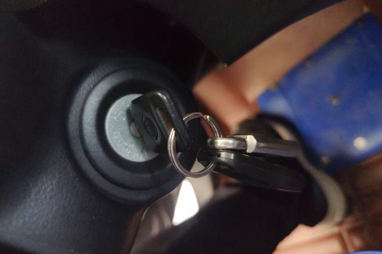 Used Nissan Sylphy 2016 Classic 1.6XE Manual Leading Edition Vehicle Key