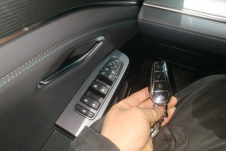 Used BYD Song L DM-i 2025 Intelligent Driving Version 112 km Leading Trim