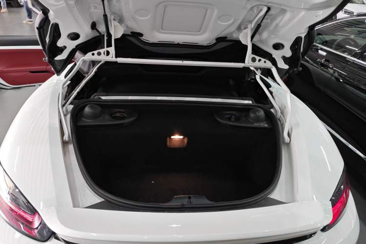 Used Porsche 718 2022 Spyder 2.0T