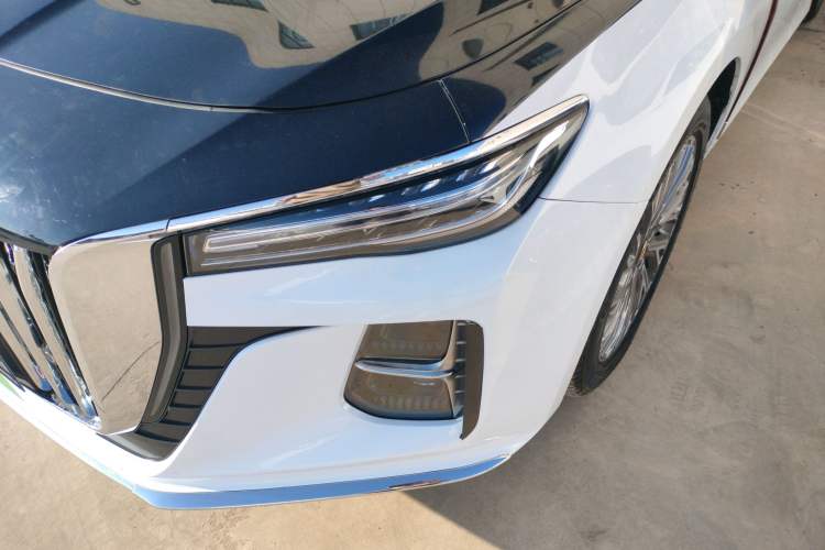 Used Hongqi H5 2023 1.5T HEV Smart Connect Flagship Edition