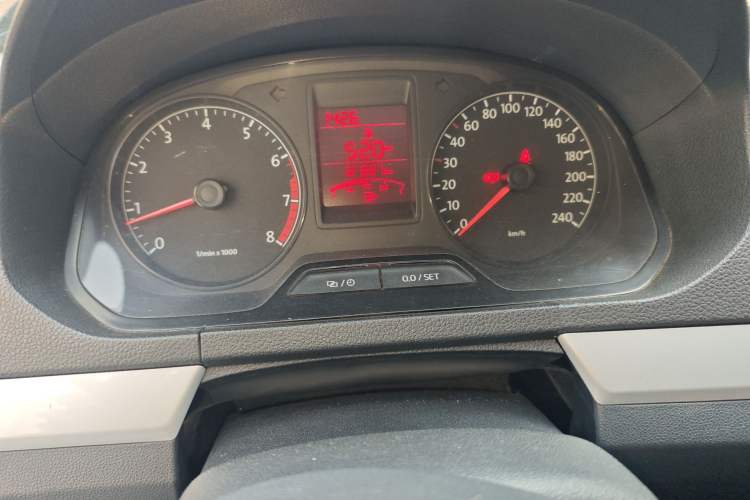 Used Volkswagen Jetta 2015 1.6L Manual Comfort Model Instrument Cluster