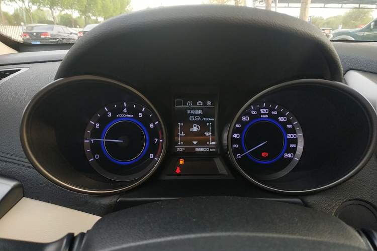Used CHANGAN Eado 2016 1.6L Manual Fashion Edition Instrument Cluster