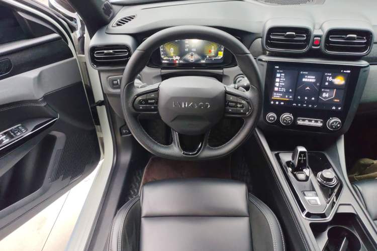 Used Lynk & Co 03 2022 2.0TD DCT GenioPlus