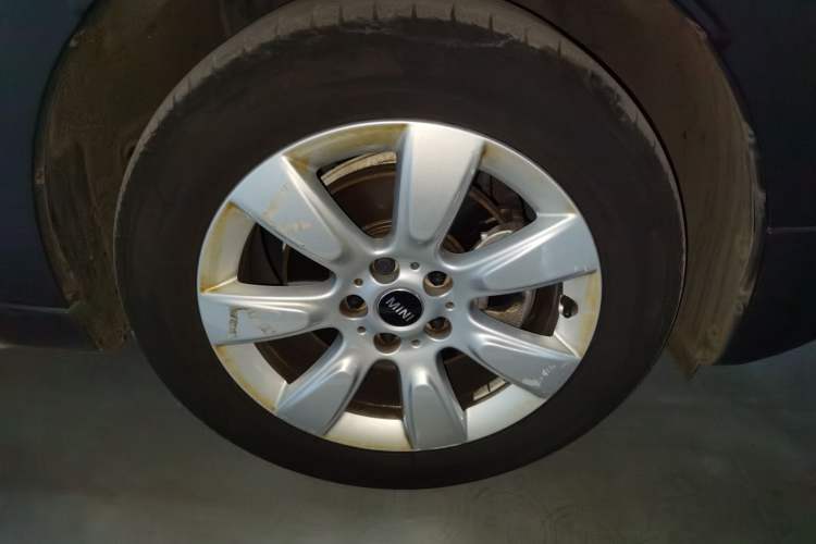 Used MINI Countryman 2017 1.5T COOPER ALL4 Right Front Wheel Hub