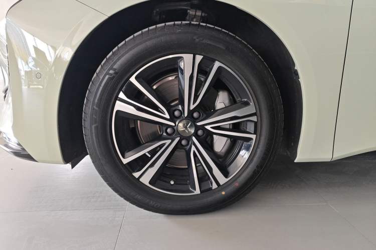 Used Hongqi EH7 2024 690 Pro