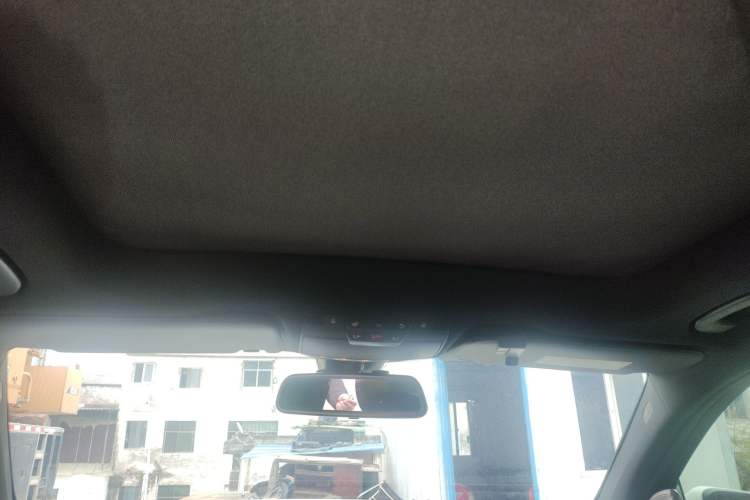 Used Mercedes-Benz GLC 2017 GLC 200 4MATIC Headliner