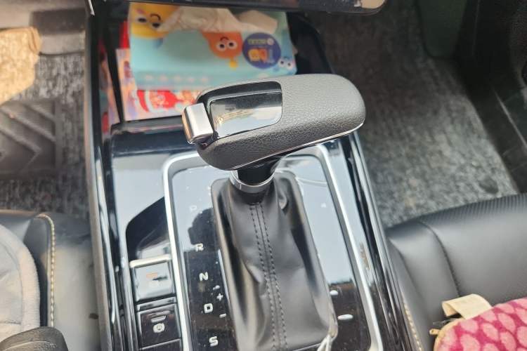 Used Bestune B70 2021 1.5T Automatic Enjoyment Model Gear Lever