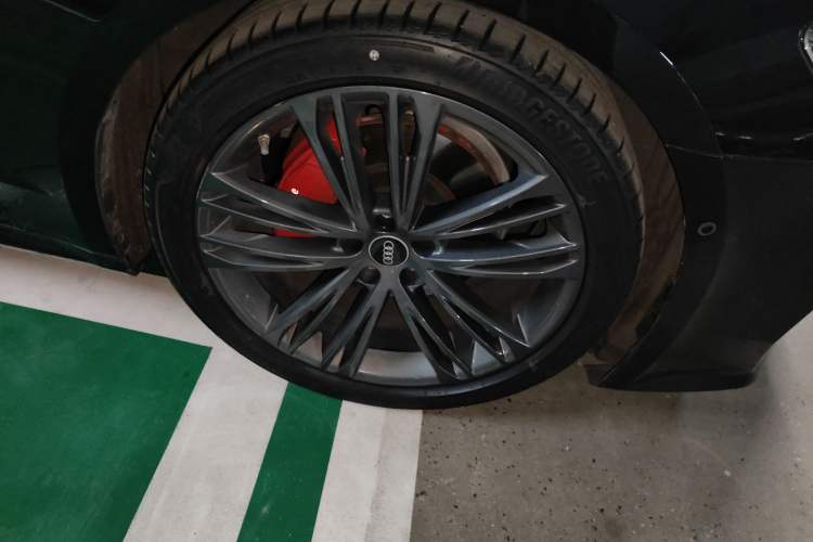 Used Audi A7 2022 45 TFSI Prestige Edition Right Front Wheel Hub