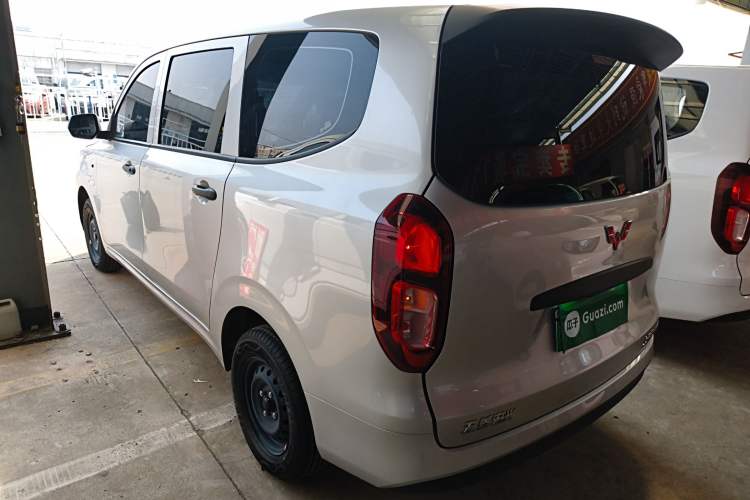 Used Wuling Hongguang New Energy 2024 All-Electric Model 300KM Standard Version