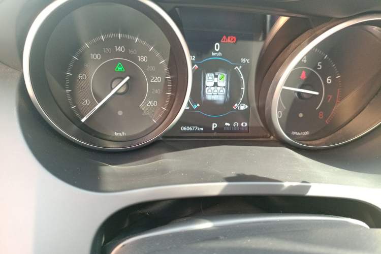 Used Jaguar E-PACE 2018 P250 SE China VI