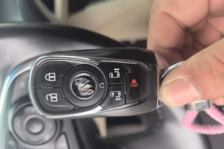 Used Buick GL8 2023 ES Lu Zun Deluxe Model Vehicle Key