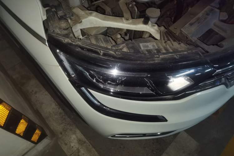 Used Renault Koleos 2018 2.0L Two-Wheel-Drive Luxury Edition
