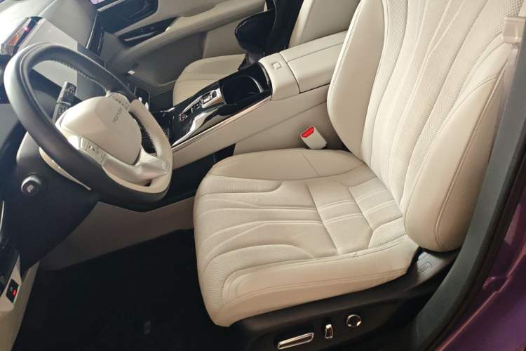 Used Honda P7 2025 Four-Wheel Drive Long-Range Max Left Front Seat