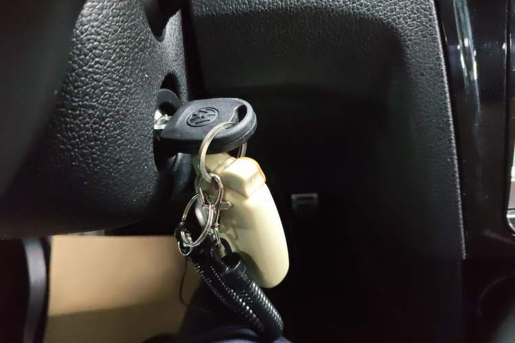 Used Volkswagen C-TREK 2017 1.6L Automatic Comfort Model Vehicle Key