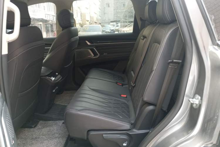 Used SAIC MAXUS Territory 2023 2.0T Cross-Country Flagship Edition 7 Seats