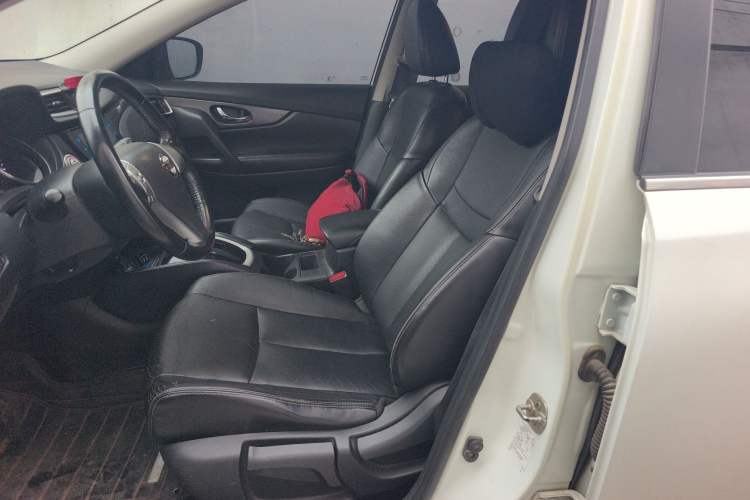 Used Nissan X-Trail 2014 2.0L CVT Comfort Edition 2WD
