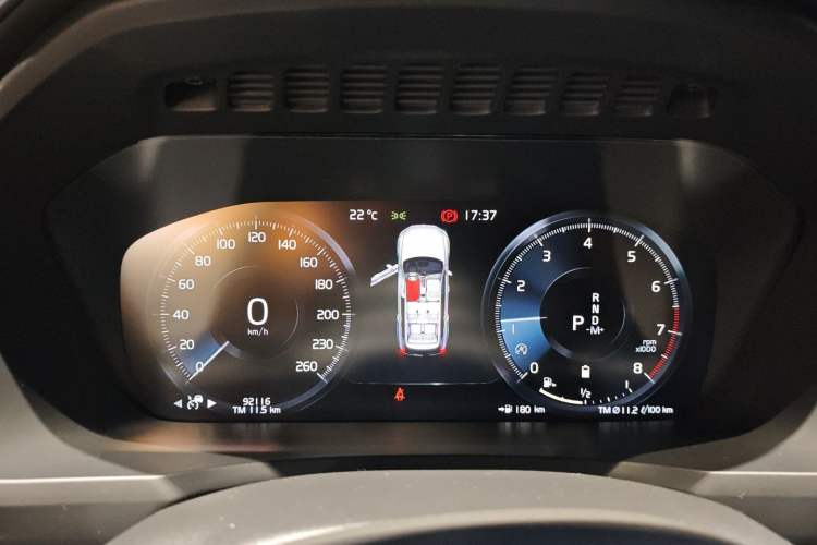 Used Volvo XC90 2021 B6 Luxury Smart Edition 7-Seater Instrument Cluster