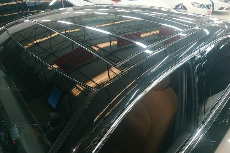 Used Toyota Avalon 2019 Dual-Engine 2.5L XLE Prestige Version China VI Standard