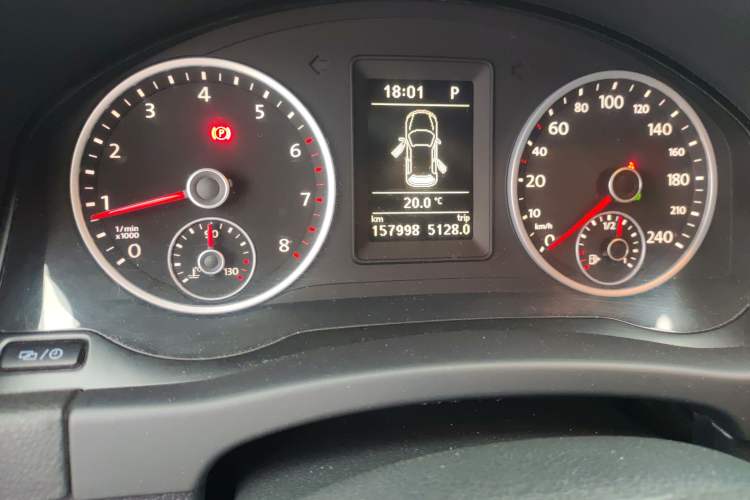 Used Volkswagen Tiguan 2016 300TSI Automatic Two-Wheel Drive Comfort Edition Odometer Close Up