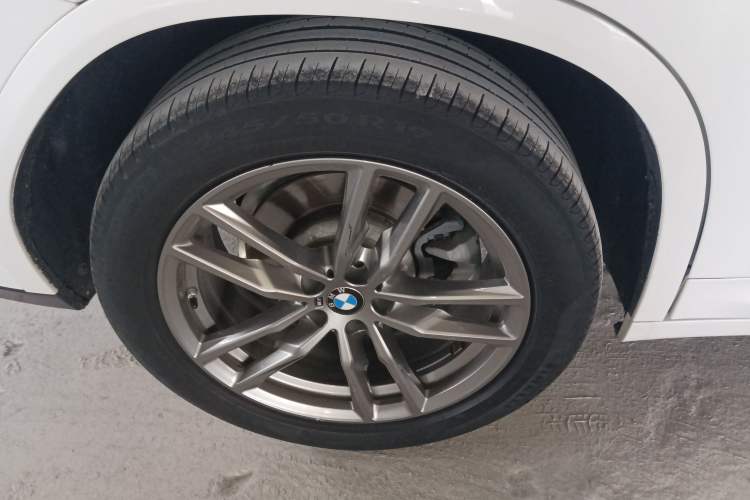 Used BMW X4 2021 xDrive 25i M Sport Package Right Rear Wheel Hub