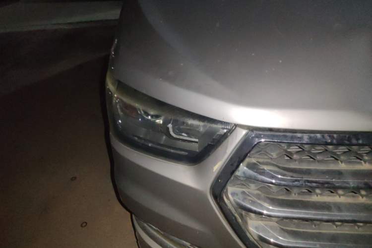 Used JAC Refine M4 2016 2.0L Manual Luxury Smart Version
