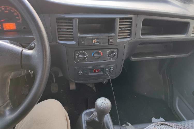 Used Wuling Zhiguang 2023 1.5L Practical Version 5/7 Seats
