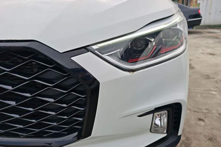 Used SAIC MAXUS D90 Pro 2020 2.0T Diesel 4x4 Comfort Edition 7 Seats