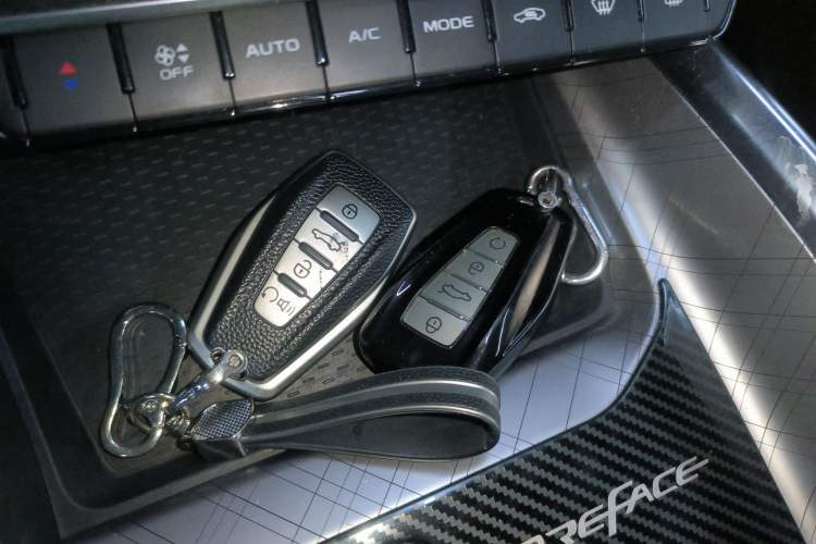 Used Geely Auto Preface 2021 2.0TD Luxury+ Version Vehicle Key