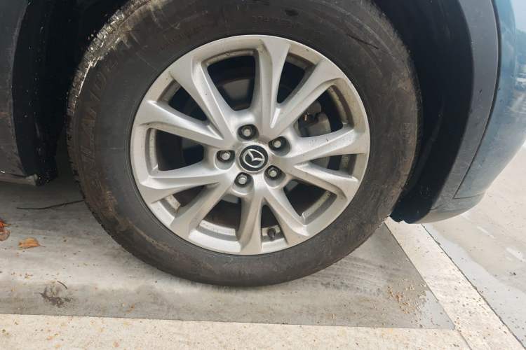 Used Mazda CX-4 2016 2.0L Automatic 2WD Blue Sky Dynamic Edition
