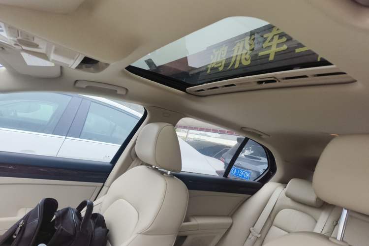 Used Skoda Superb 2013 1.8TSI Automatic MingShi Edition Headliner