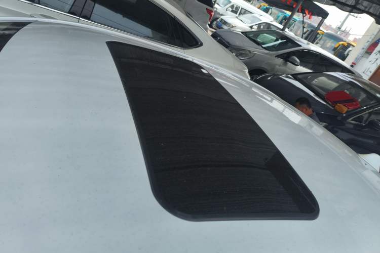 Used Roewe i5 2020 1.5L Automatic 4G Connected Linghao Edition