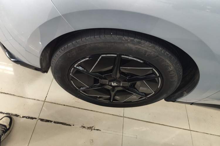 Used Hyptec HT 2023 670 Rear-Drive Ultra-High Voltage Version