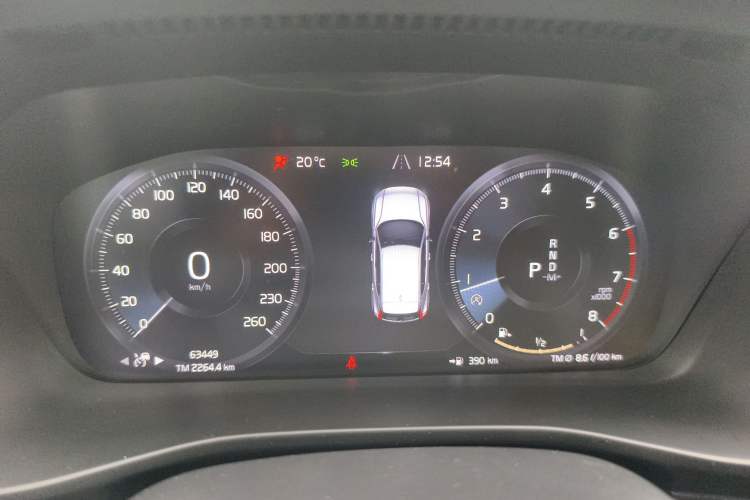 Used Volvo XC40 2021 T4 Four-Wheel Drive Smart Luxury Edition Instrument Cluster