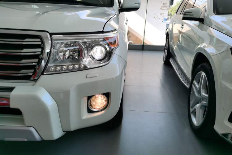 Used Toyota Land Cruiser 2015 4.6L V8 Low-Power Version Middle East Edition