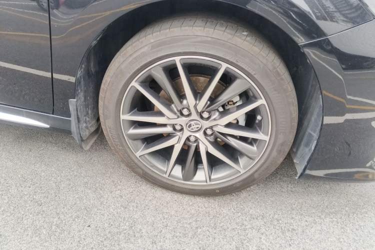 Used Toyota Camry 2023 2.5G Luxury Edition Right Front Wheel Hub