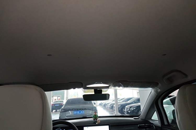 Used Geometry E Firefly 2024 301km Flowing Light
