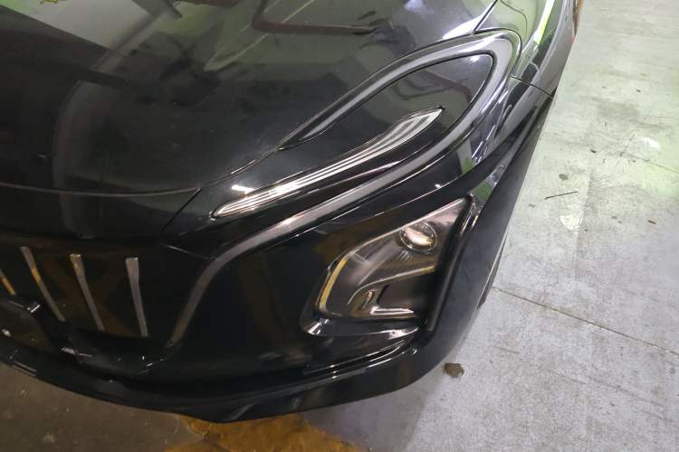 Used Hongqi E-QM5 2022 431 km Charge & Enjoy Edition Left Front Headlight