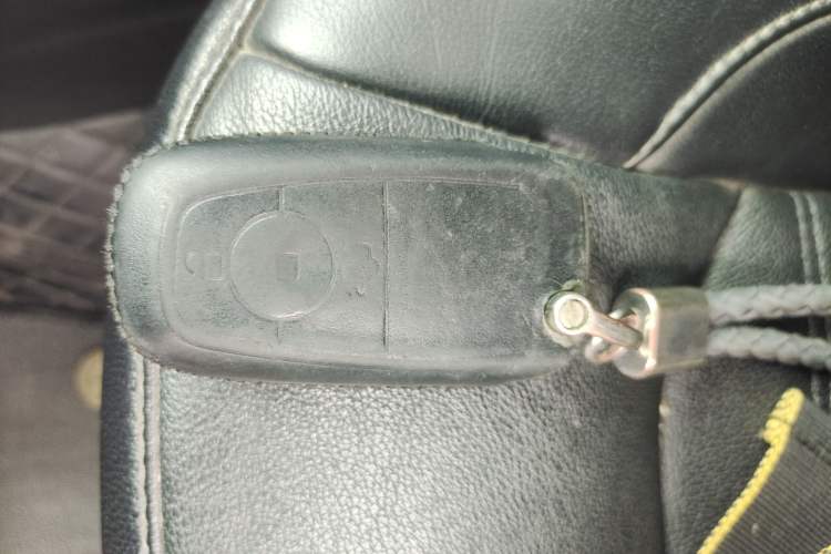 Used Ford Edge 2018 EcoBoost 245 Two-Wheel-Drive Platinum Edition 7-Seater China VI Standard