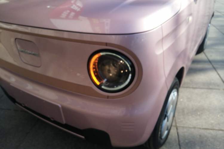 Used Geely Galaxy Panda 2024 Panda Mini 200km Endurance Bear