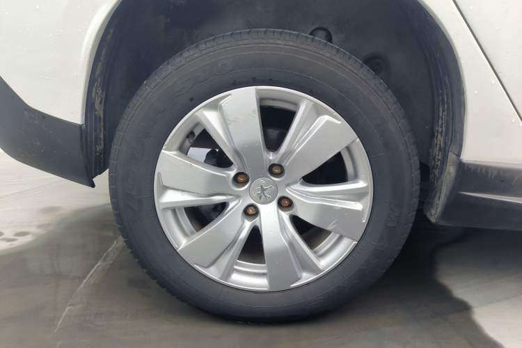 Used Peugeot 2008 2014 1.6L Automatic Fashion Edition
