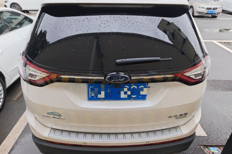 Used Ford Edge 2016 EcoBoost 245 Two-Wheel-Drive Titanium 7-Seater
