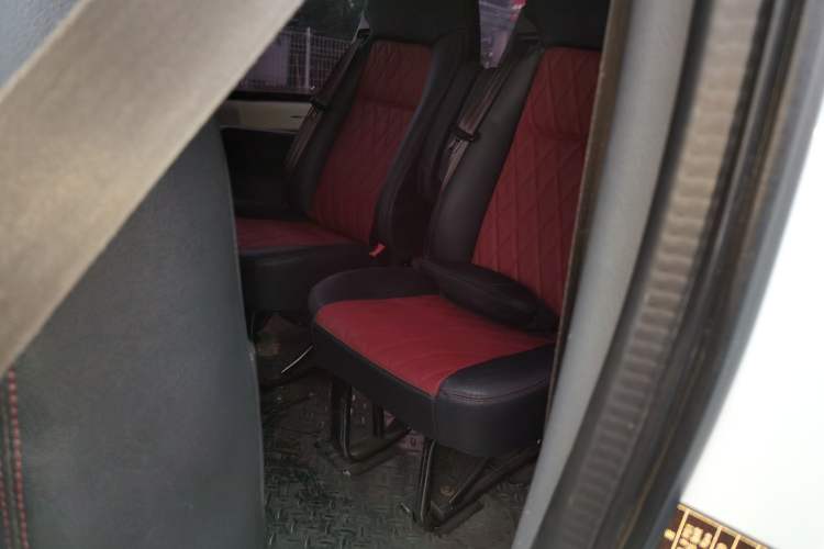 Used Ford Transit Custom 2013 2.4T Diesel Economy Long-Wheelbase Mid-Roof Emission Standard III

