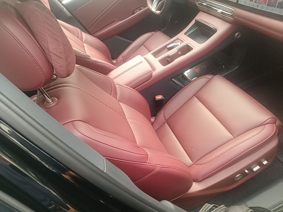 Hongqi HS6 PHEV 2026 240 Smart Hybrid Version — снимка 19