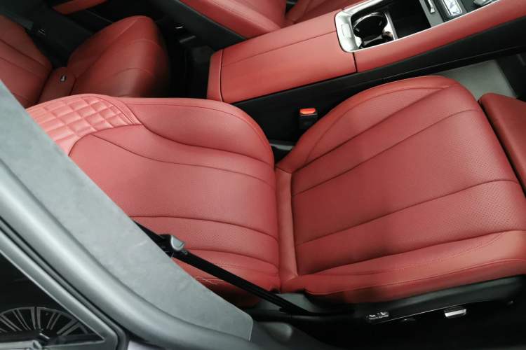 Used EXEED Star Era ES 2025 Extended-Range Max Urban Assisted Driving Right Front Seat