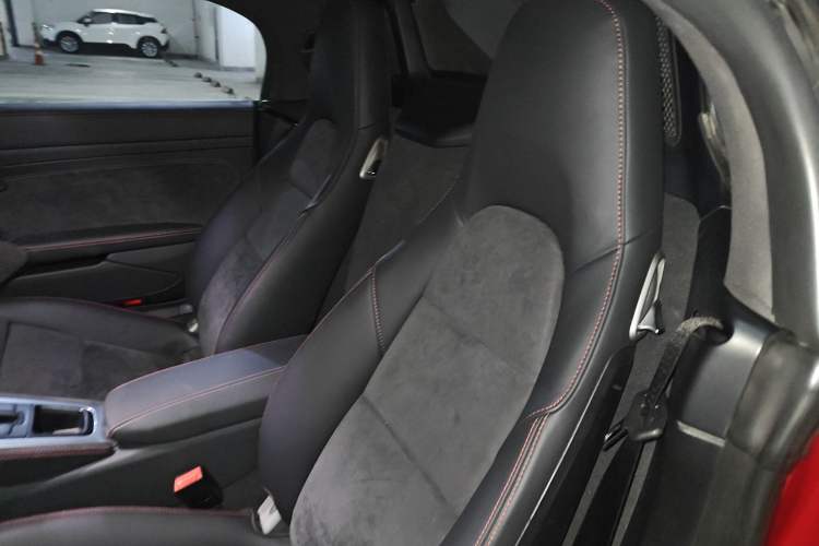 Used Porsche 718 2018 Boxster 2.0T