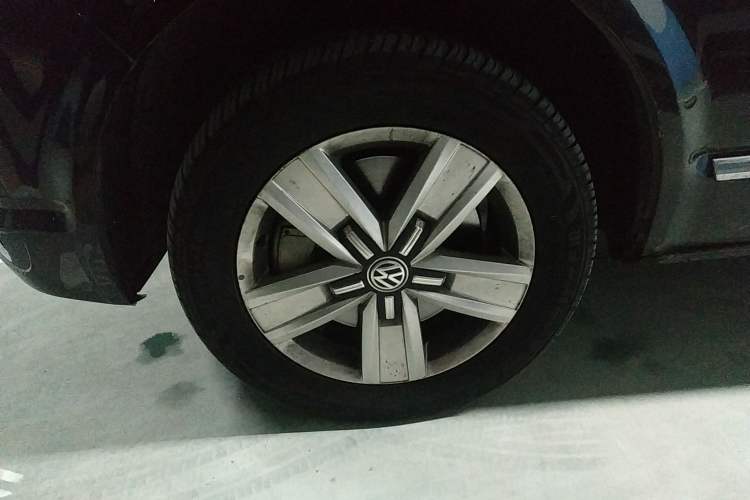 Used Volkswagen Multivan 2017 2.0 TSI Two-Wheel-Drive Comfort Edition 7 Seats