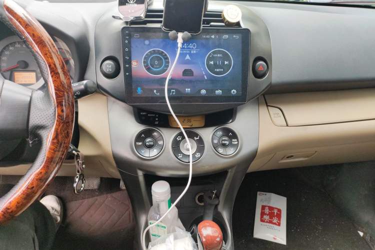 Used Toyota RAV4 2012 Luxurious Edition 2.0L Automatic All-Wheel Drive