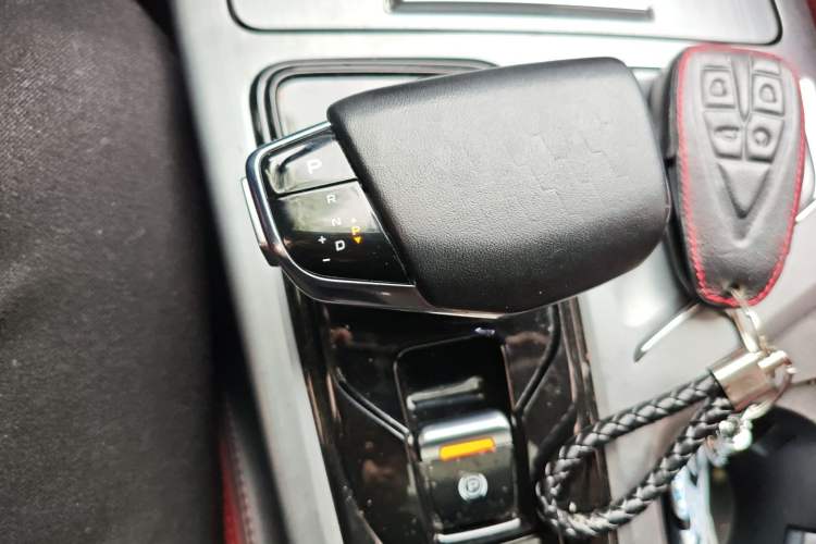 Used CHANGAN CS75 PLUS 2022 1.5T Automatic Prestige Model
