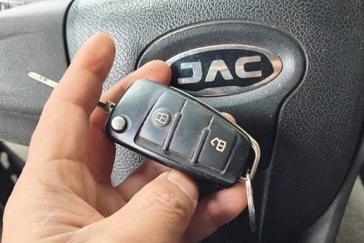 Used JAC Refine M3 2019 Creator Edition 1.6L Luxury Version
